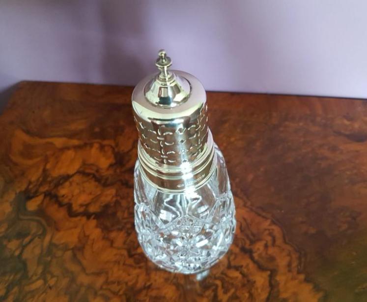 Quality Fretted Silver Top Cut Crystal Sugar Castor - Image 2