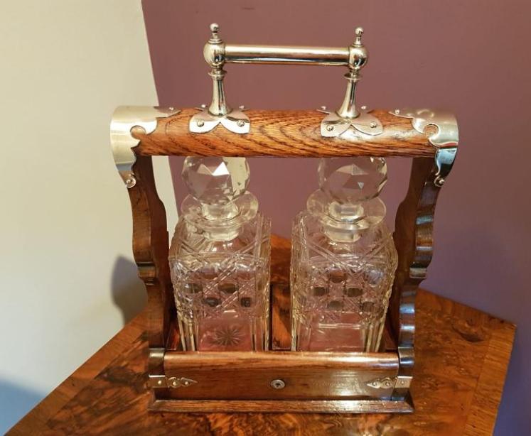 Top Quality Mid Victorian Antique Two Bottle Tantalus - Image 1