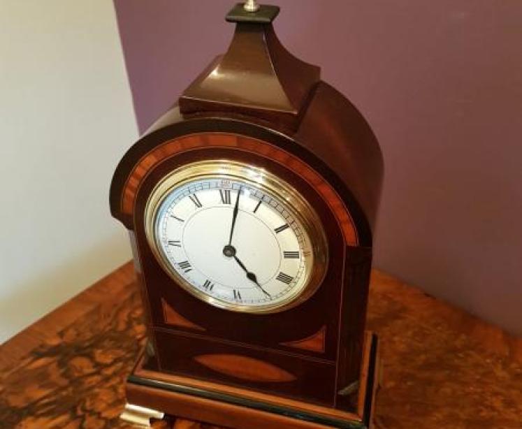 Outstanding Quality Edwardian Cushion Top Mantel Clock - Image 5