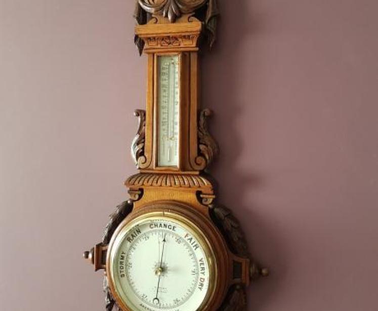Top Quality Victorian Carved Oak Android Banjo Barometer - Image 1