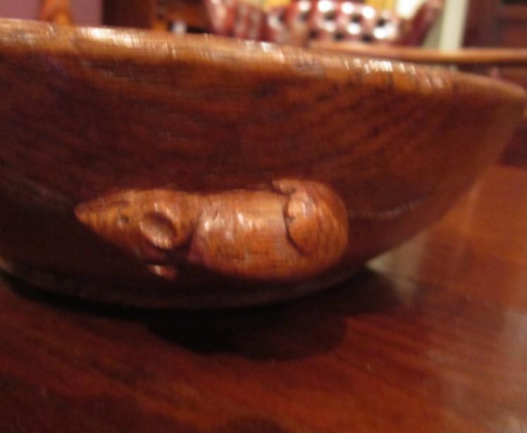 Early Mouseman Oak Fruit Bowl - Image 2