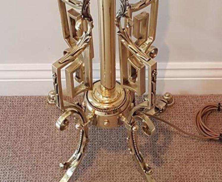 Fine 19th Century Antique Standard Lamp by Luppens of Brussels  - Image 2