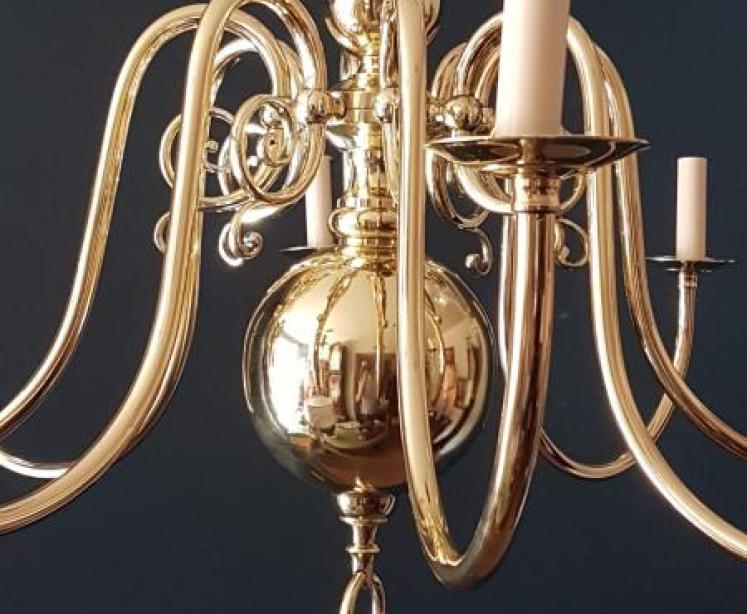 Large Edwardian Cast Brass 8 Arm Chandelier - Image 4