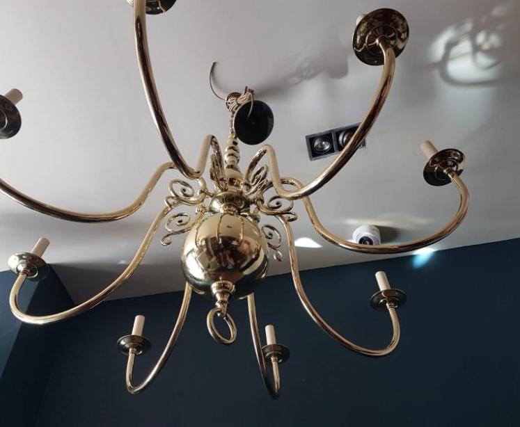 Large Edwardian Cast Brass 8 Arm Chandelier - Image 5