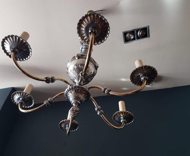 Quality Decorative 1920's Brass & Nickel Plated Chandelier - Image 4