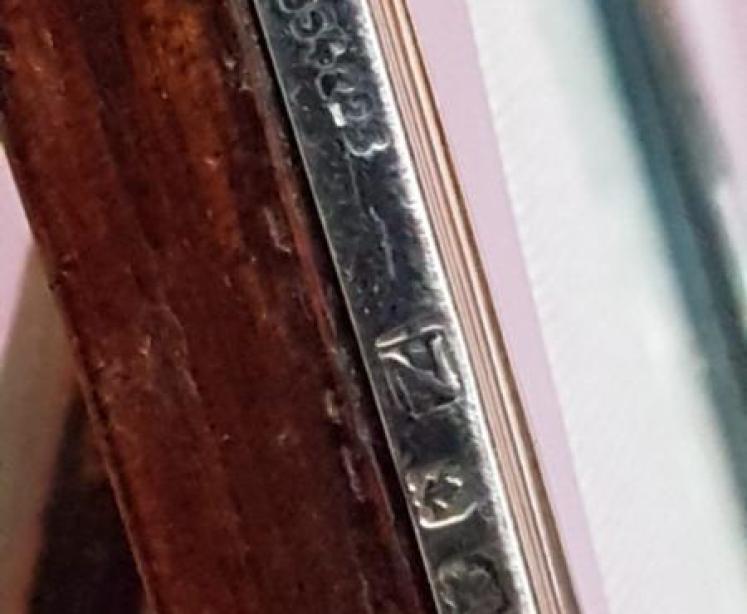 George V Antique Silver Shaped Photo Frame - Image 4