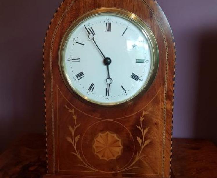 Top Quality Edwardian Inlaid Mahogany Lancet Top Mantel Clock - Image 1