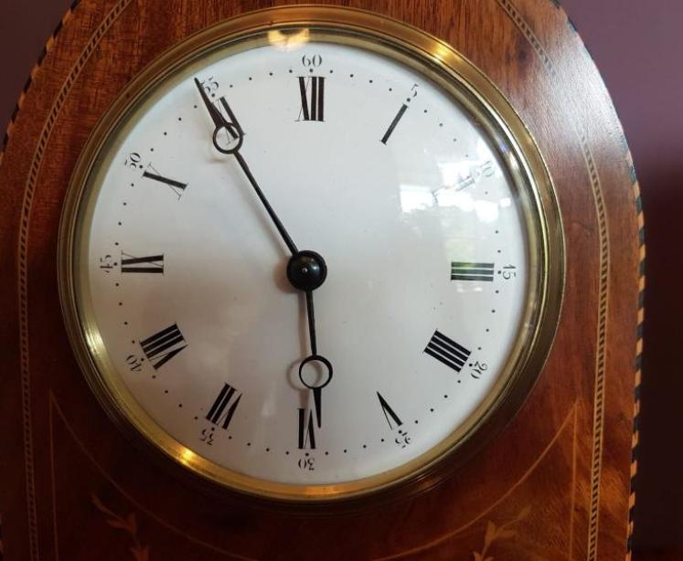 Top Quality Edwardian Inlaid Mahogany Lancet Top Mantel Clock - Image 2
