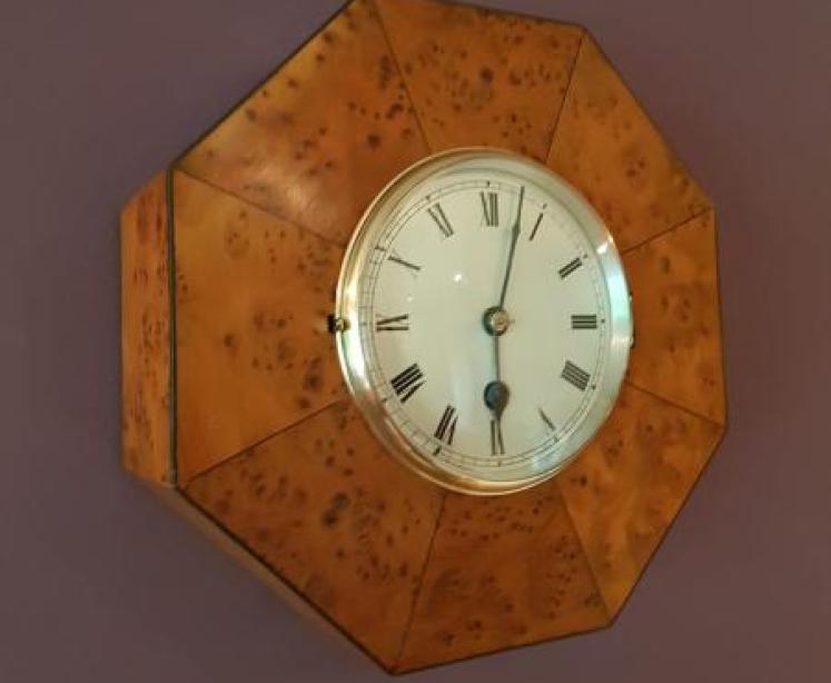 Late Victorian Antique Burr Yew Library Wall Clock - Image 5