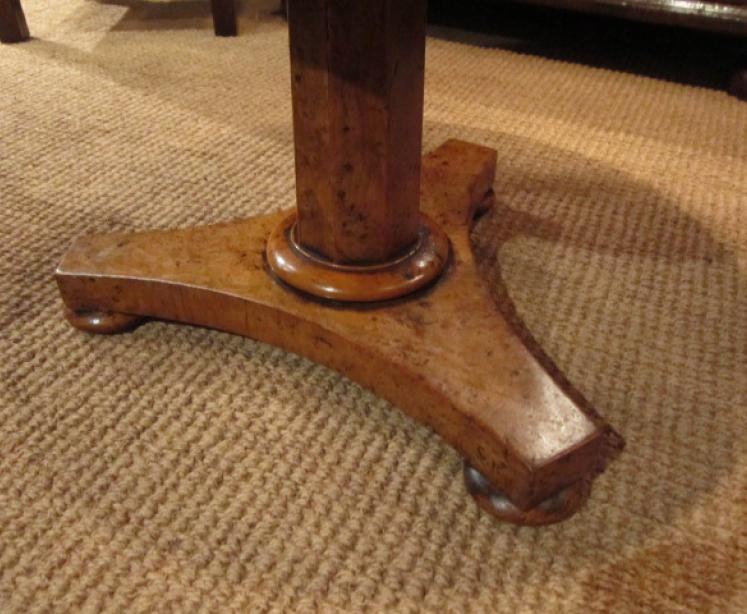 Quality William IV Pollard Oak Occasional Table - Image 3