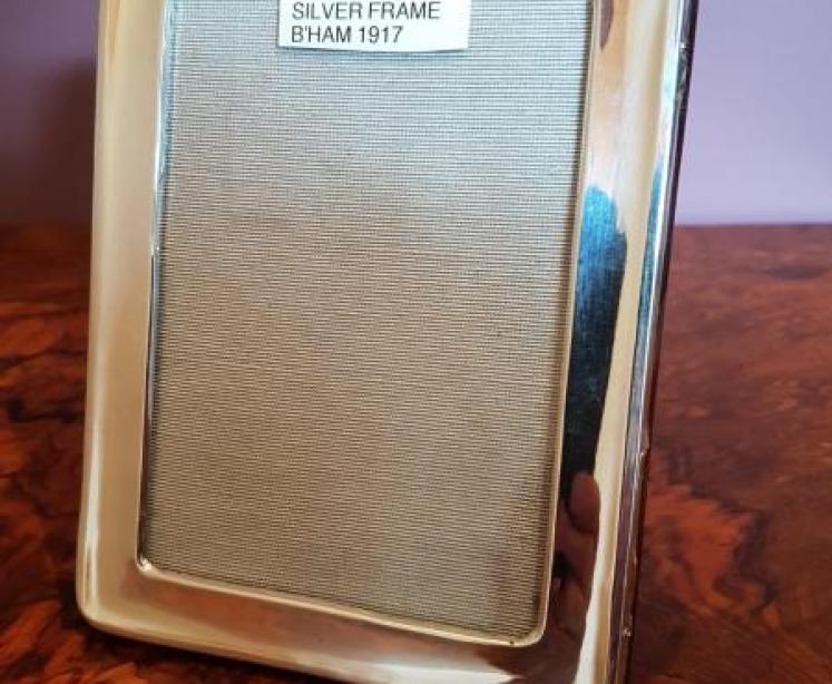 George  V Period Anique Silver Photo Frame - Image 5