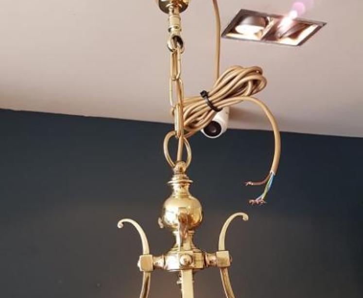 Superb Antique Brass & Bevelled Glass Hall Lantern  - Image 4