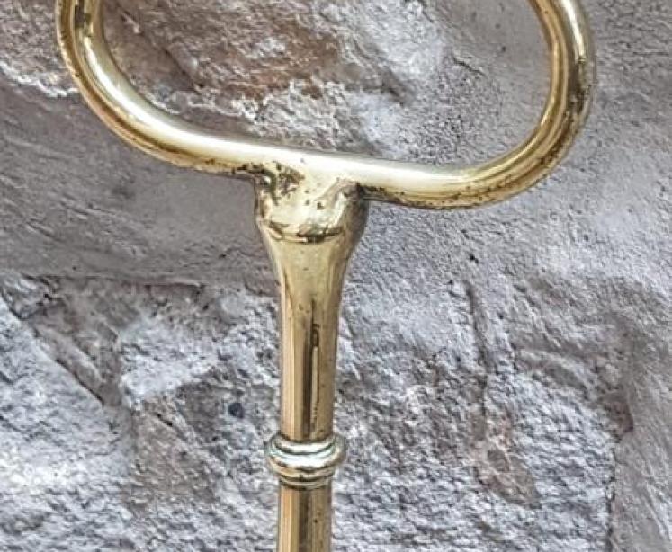 Victorian Cast Brass Fox Head Door Stop - Image 5