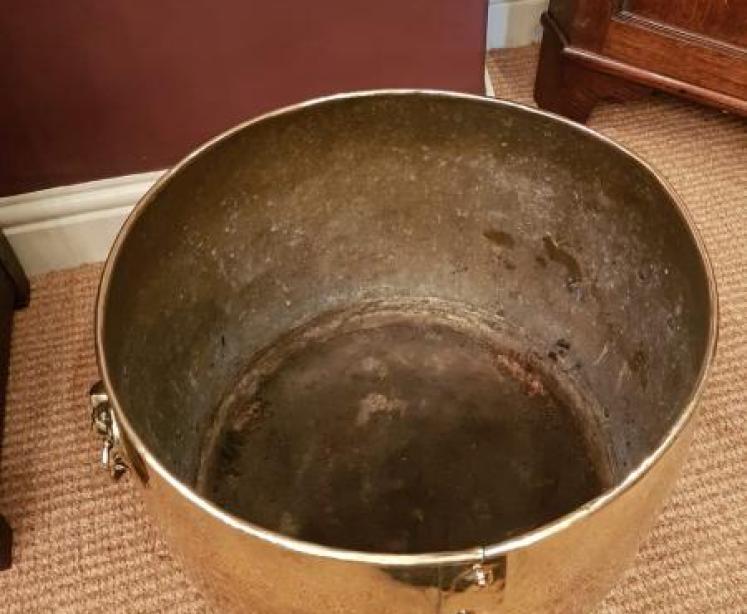 Quality Victorian Brass Log Bin or Planter - Image 4