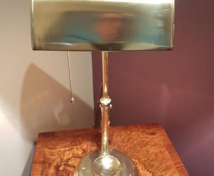 Superior Quality Edwardian Brass Desk Lamp - Image 2
