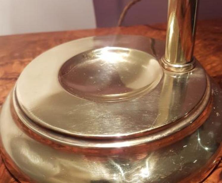 Superior Quality Edwardian Brass Desk Lamp - Image 4