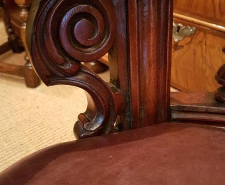 Superb William IV leather upholstered Library Chair - Image 4