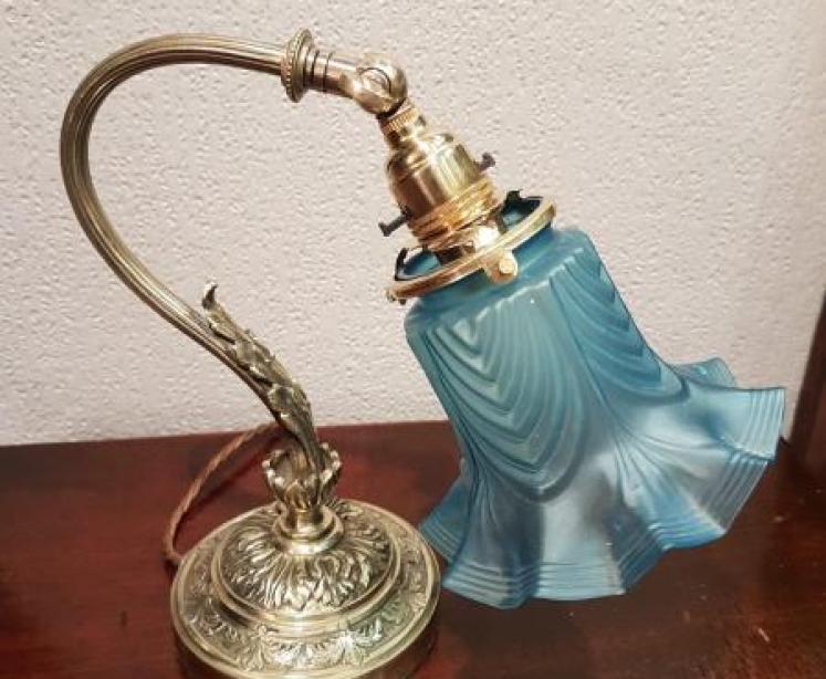 Antique Edwardian Cast Brass Table Lamp and Shade - Image 5