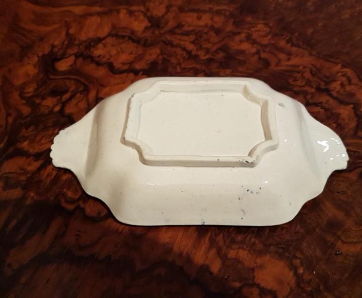 Early 19th Century Blue and White Transfer Print Pickle Dish - Image 4