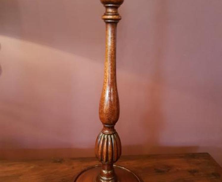 Quality Edwardian Antique Mahogany Table Lamp - Image 1