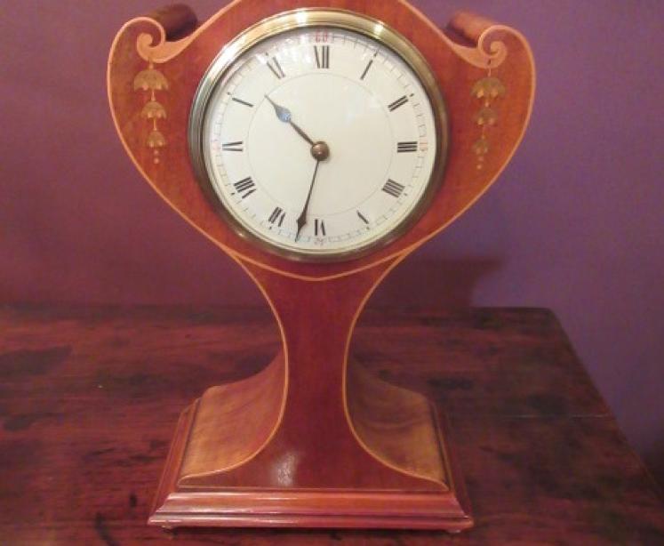 Elegant Art Nouveau Inlaid Mantel Clock - Image 1