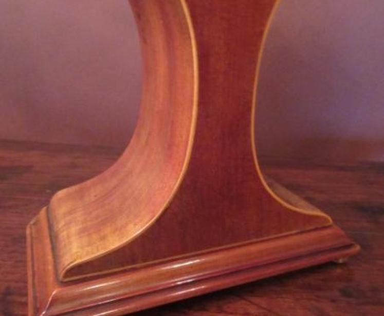 Elegant Art Nouveau Inlaid Mantel Clock - Image 3