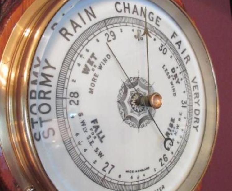 Mid Victorian Antique Polished Oak Ship's Barometer - Image 2