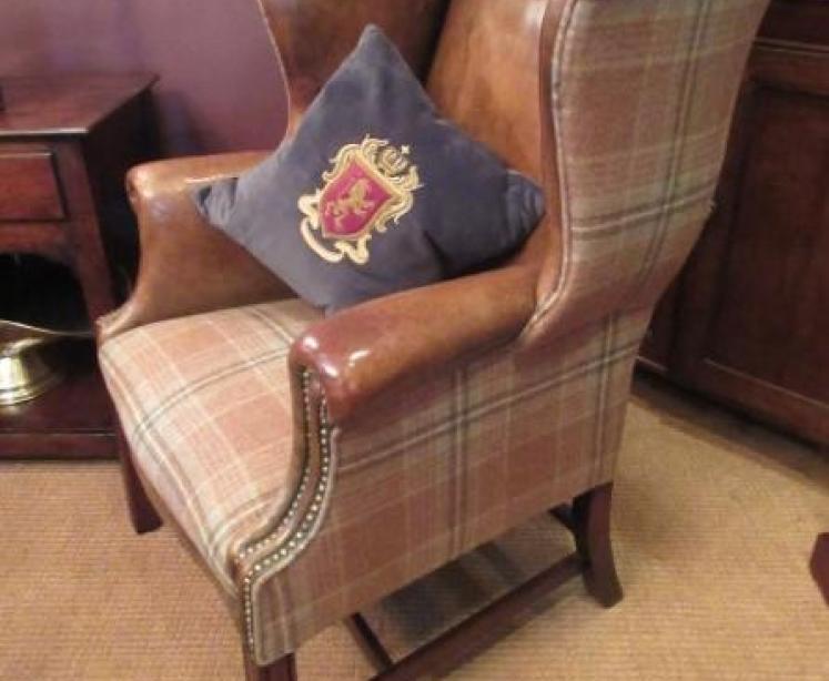 Superb 19th Century Antique Leather Wing Back Armchair - Image 5