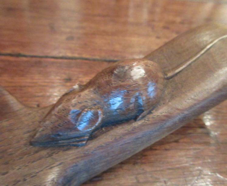 Mouseman Adzed Oak Cheeseboard - Image 3