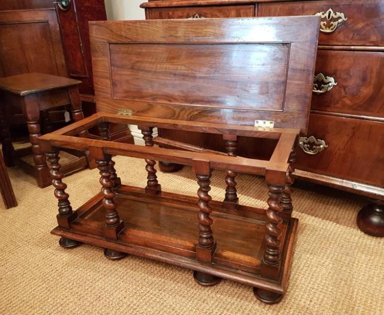 Antique William and Mary Style Walnut Framed Hall Bench. - Image 4