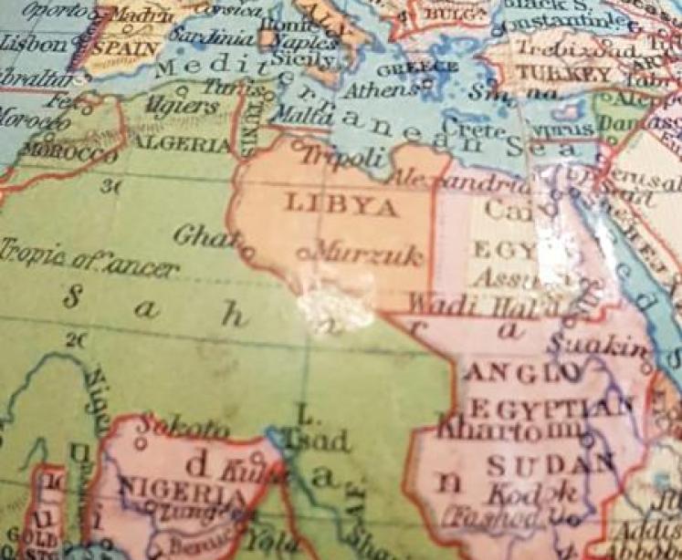 Rare 1930's 4" Phillips Geographic Globe  - Image 5