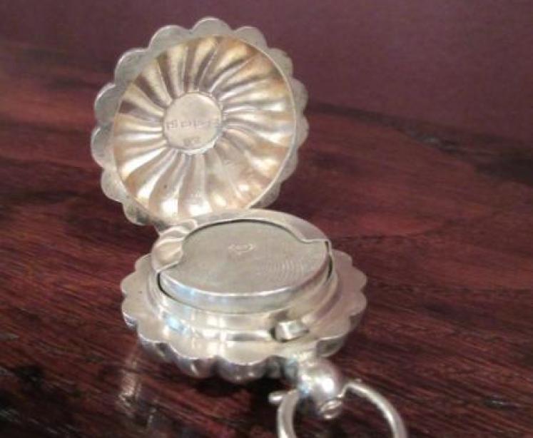Victorian Antique Solid Silver Sovereign Case - Image 5