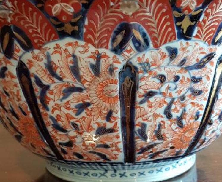Outstanding Large Antique 19th Century Imari Bowl - Image 4