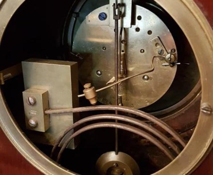 Antique Edwardian Mahogany 8 Day Mantel Clock - Image 3