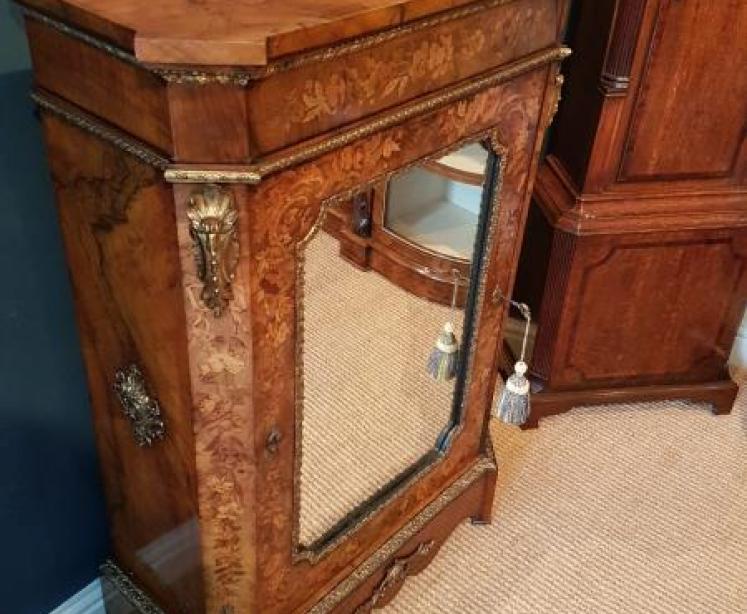 Fine Quality Victorian Inlaid Walnut Mirror Door Side Cabinet - Image 2