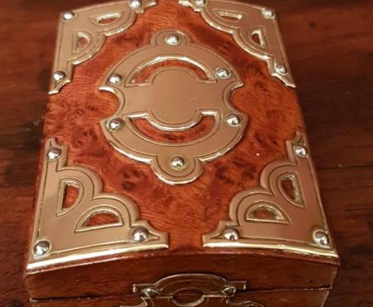 Victorian Burr Walnut Brass Bound Pocket Watch Box - Image 2