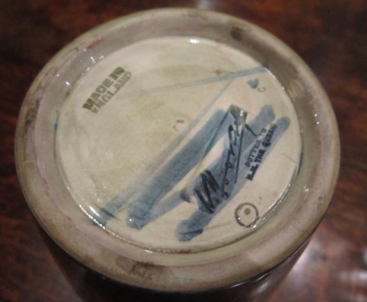 Rare Moorcroft Flambe Leaf & Blackberries Vase - Image 4