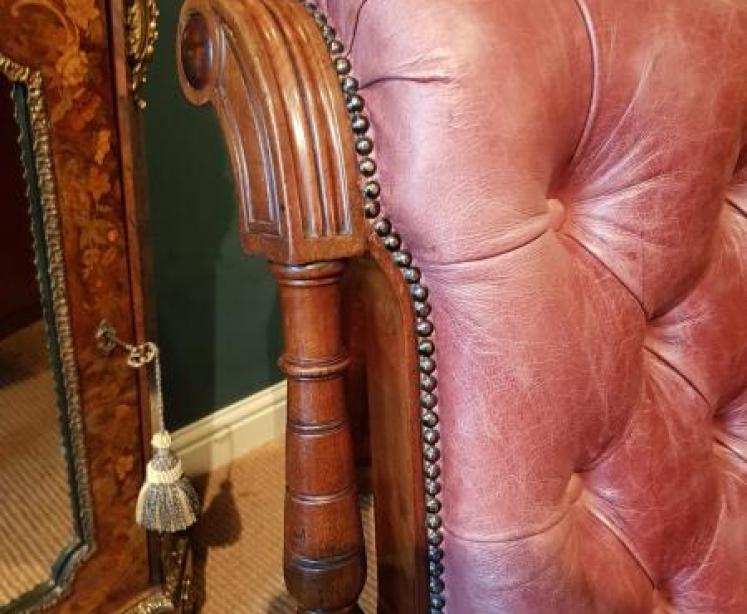 Superb Early Victorian Mahogany Framed Leather Arm Chair  - Image 4