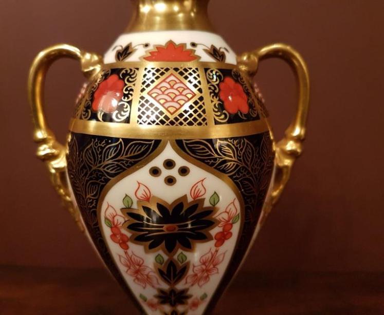 Royal Crown Derby Cigar Pattern Lidded Vase - Image 2