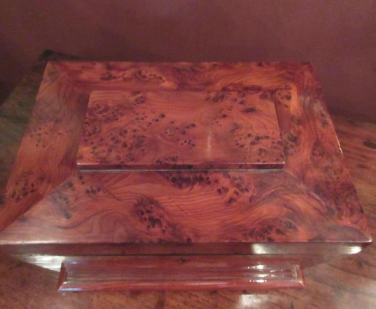 Regency Period Burr Yew Tea Caddy - Image 2