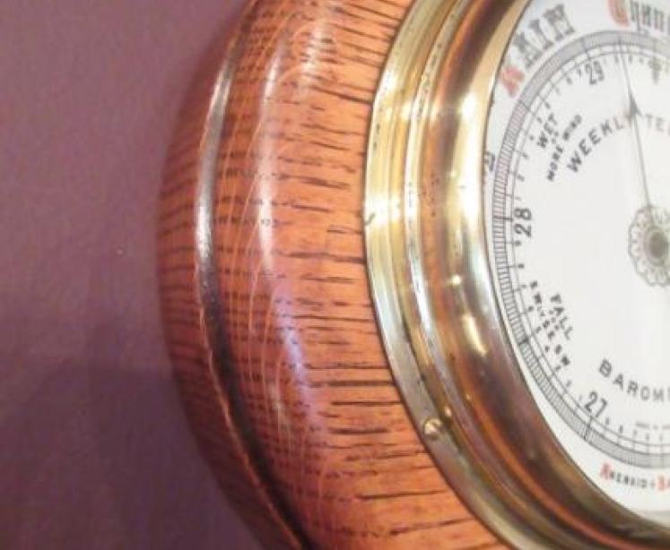Antique Polished Oak 'Weekly Telegraph' Barometer - Image 3