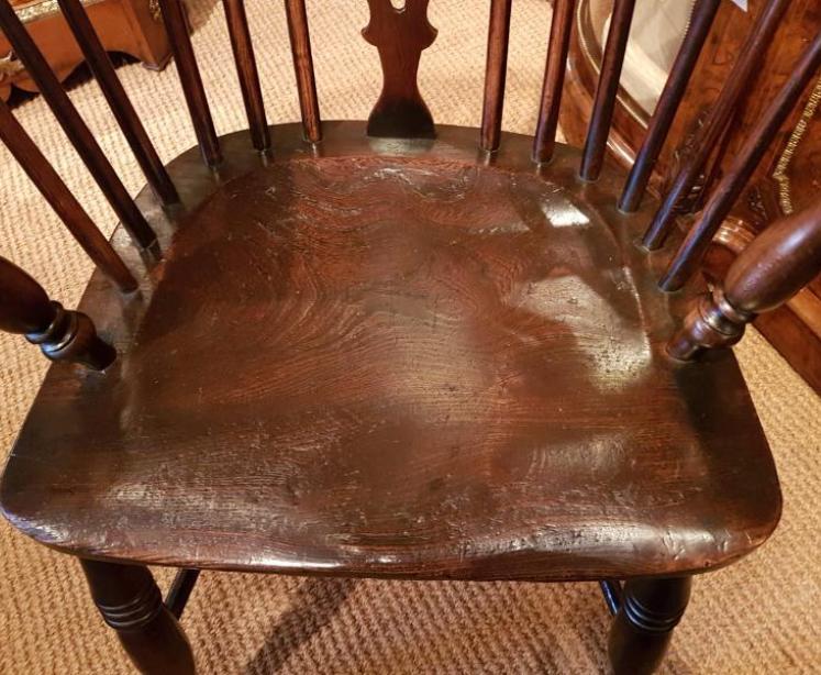 Antique Ash and Elm Low Back Windsor Chair - Image 2