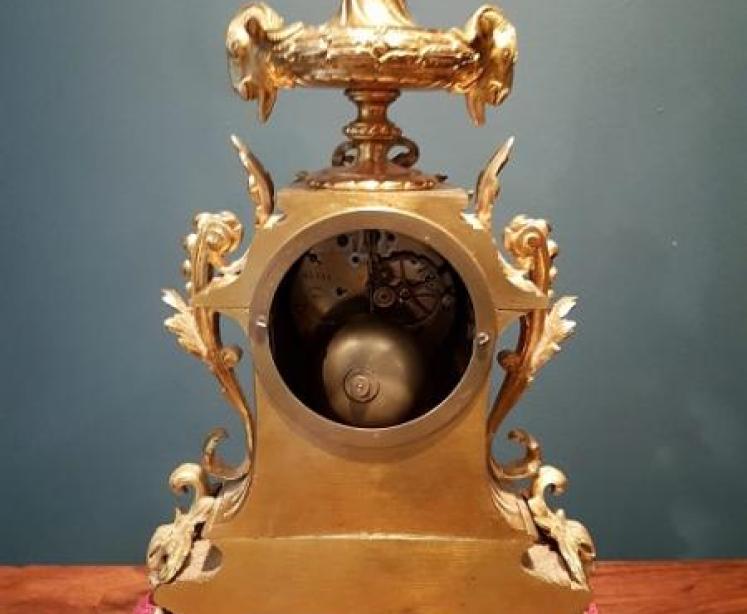Fine Antique Ormolu Cased French Bell Striking Mantel Clock - Image 5