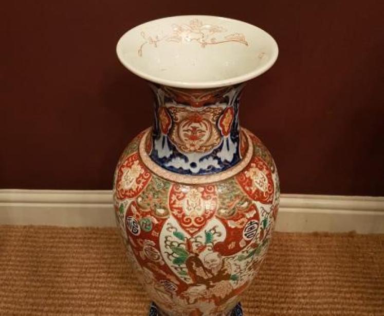 Superb Large Antique Imari Vase - Image 3