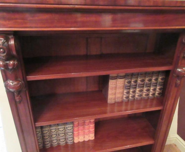 Top Quality Mid Victorian Mahogany Open Bookcase - Image 4