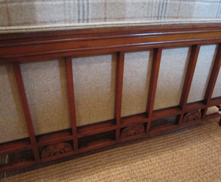 Outstanding Art Nouveau Shoolbred of London Ottoman - Image 3