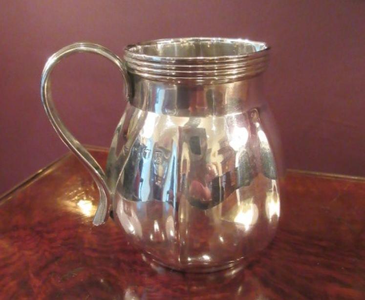 Edwardian Silver Shaped Cream Jug - Image 1