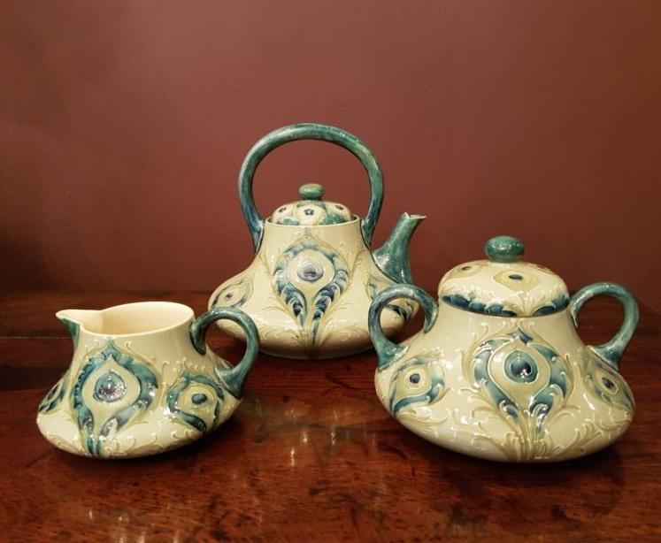 Superb Moorcroft Macintyre Florian Tea Kettle Set - Image 1