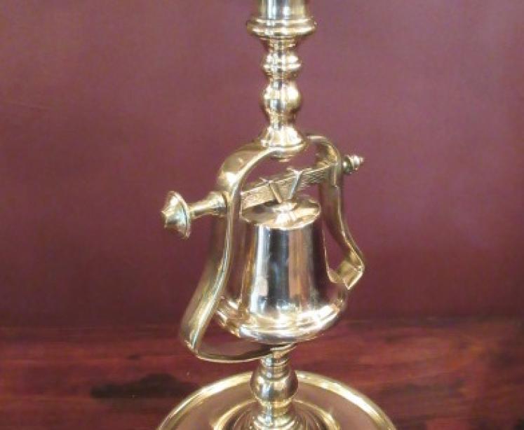 Superb Pair of Georgian Brass Tavern Candlesticks - Image 4