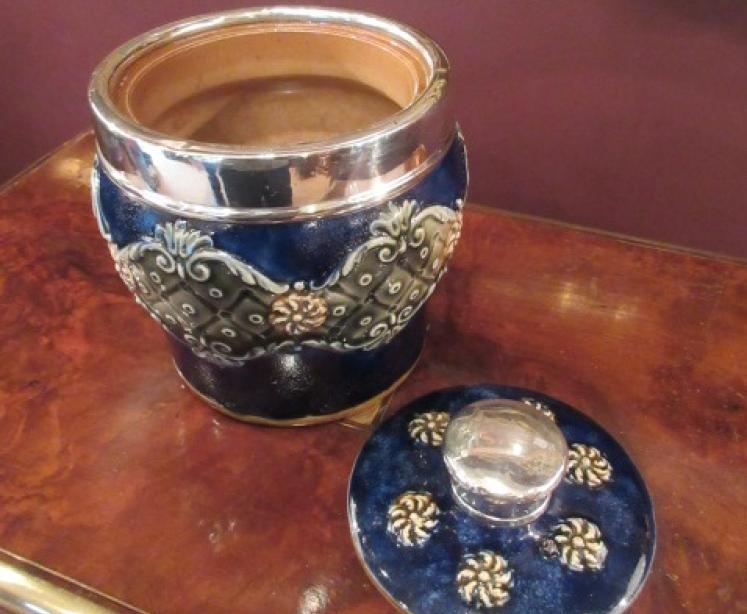 Royal Doulton Silver Rimmed Tea Caddy - Image 3